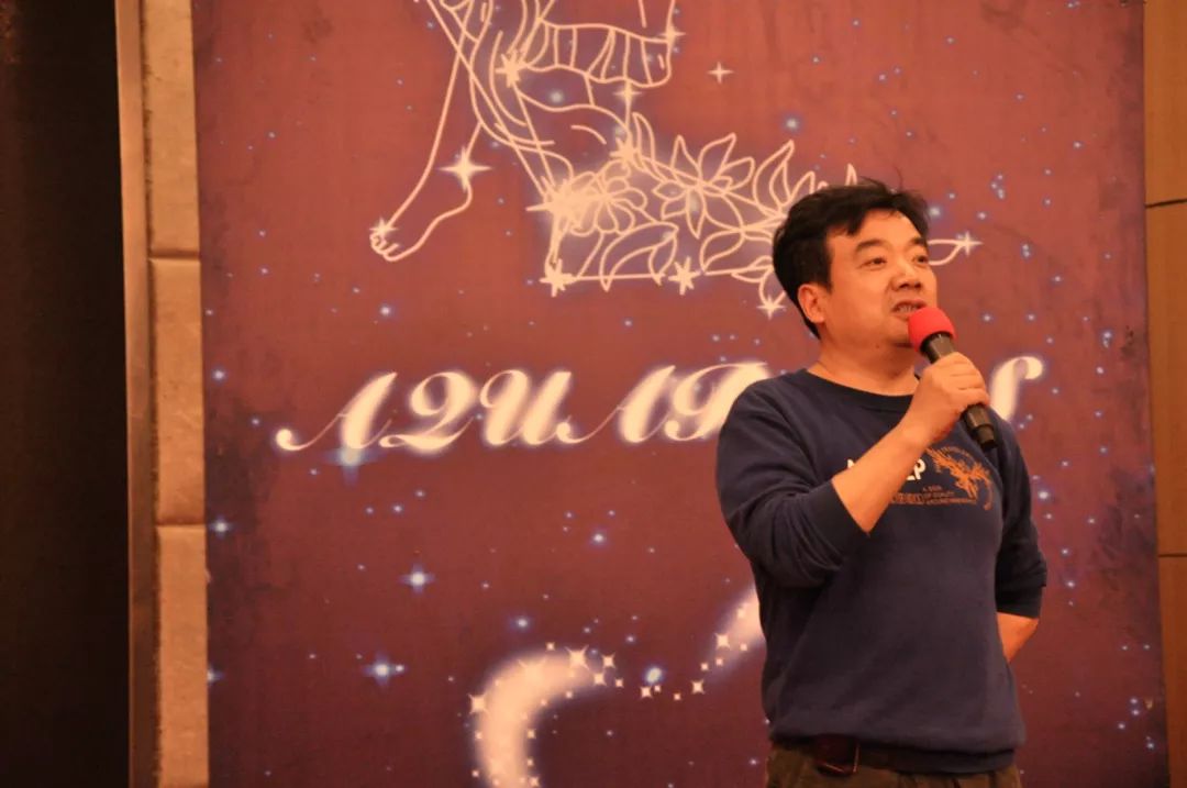 https://image.ipaiban.com/upload-ueditor-image-20180423-1524447352335082999.jpg