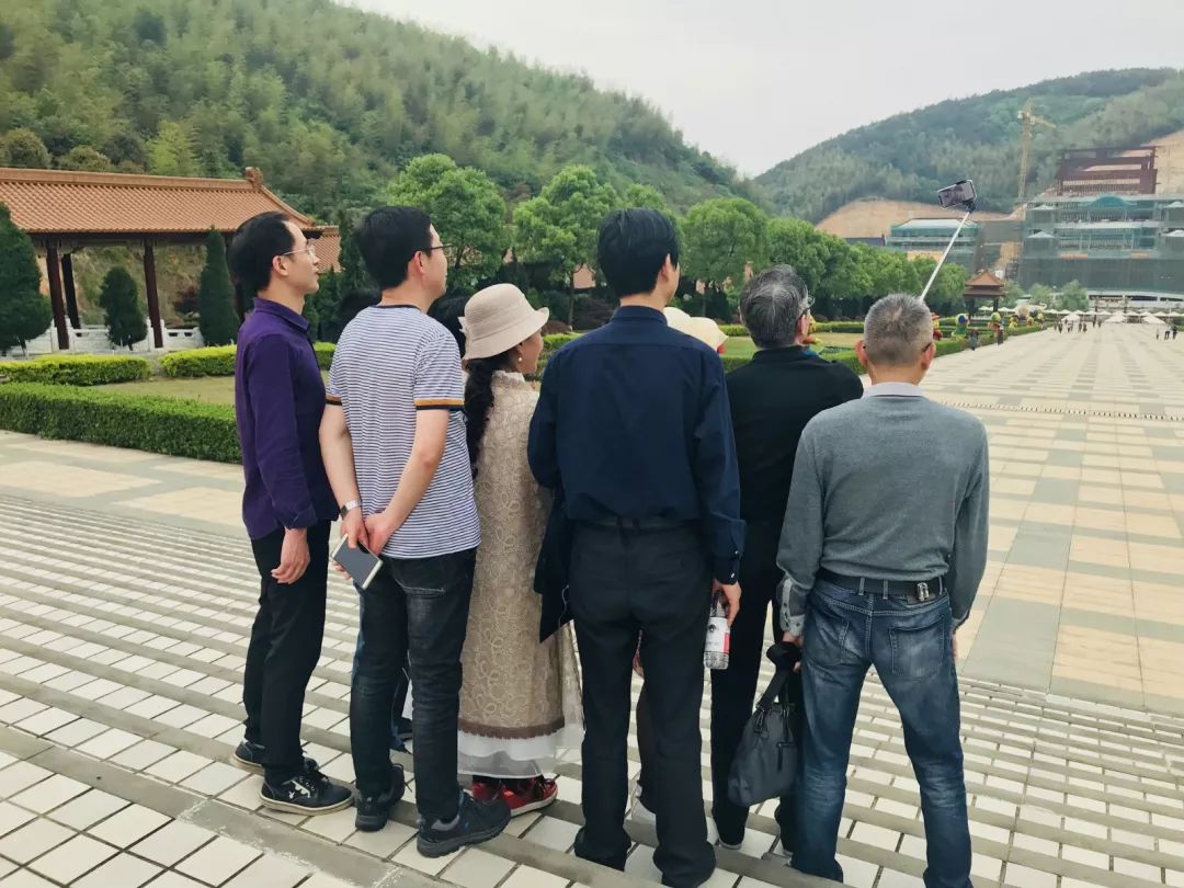 https://image.ipaiban.com/upload-ueditor-image-20180422-1524405320770060737.jpg